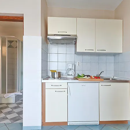 Jadranka-5 Apartment Stinjan