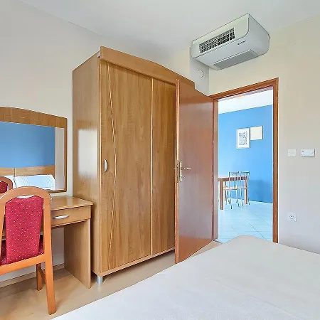 Apartment Jadranka-5 *