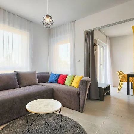 Jadranka-5 Apartment *